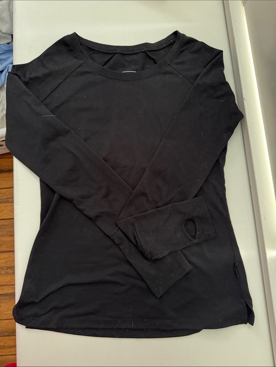 oiselle Tops - Oiselle Black Long Sleeve Tee